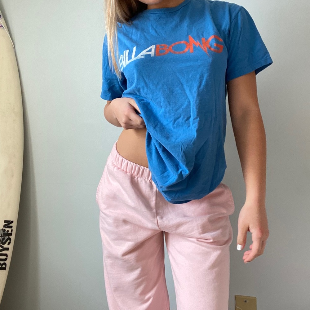 Oversized billabong tee